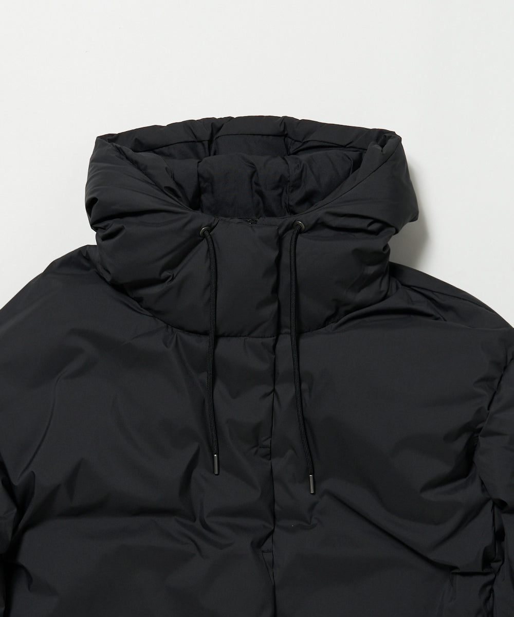 COMBE リラックスシルエット ダウンジャケット