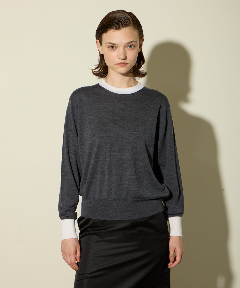 A4778 ターンバック長袖クルーネックセーター