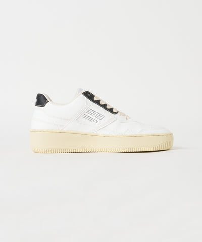 CORN GN1 スニーカー RETRO WHITE & BLACK