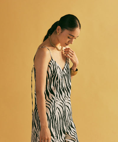 ZEBRA WEAVE オールインワン