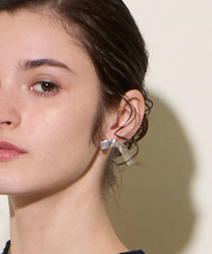 ANNIKA INEZ | Small Cravat Earrings リボン ピアス - アマン