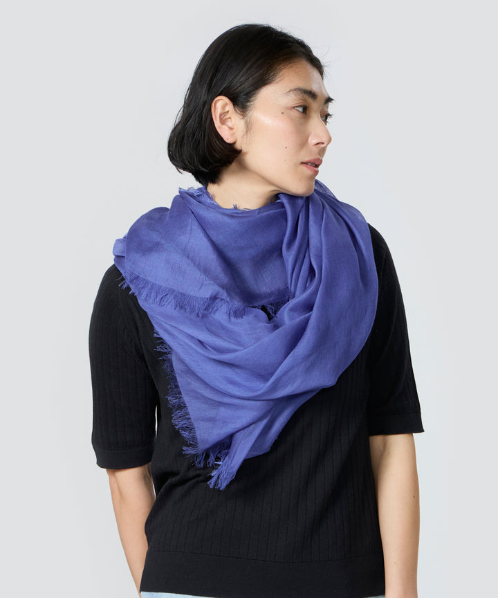リネンモダールシルクメランジュソリッドスクエアストール RoyalBlue (ブルー)