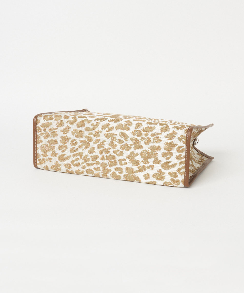 新品 A VACATION BREAD M ショルダートートバッグ レオパード柄 A VACATION | BREAD M LEO/SAND - アマンオンラインストア