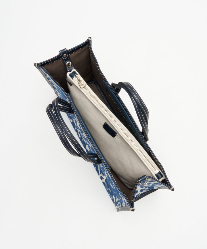 Vlaminck、Fond bleu、海外版超希少レゾネ、新品額付 A VACATION | BREAD M BLUE LEO - アマンオンラインストア – AMAN