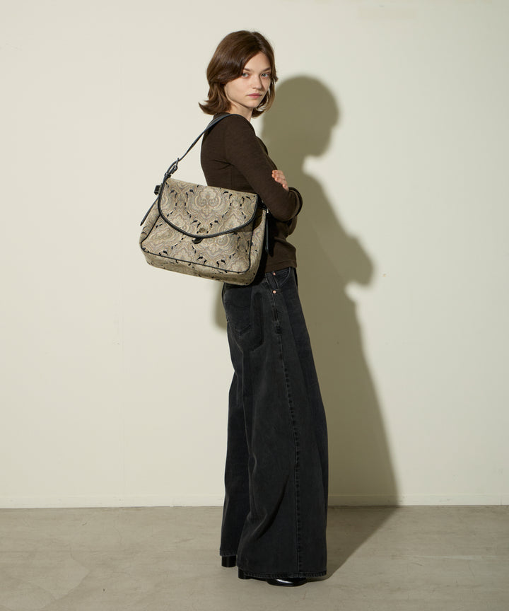 A VACATION | KIKI SLD ONYX - アマンオンラインストア – AMAN ONLINE