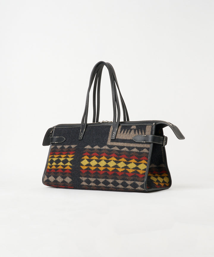 最終お値下げ！美品　A VACATION バッグ　SABRINA A VACATION（アヴァケーション） ショルダーバッグ バッグ 「A