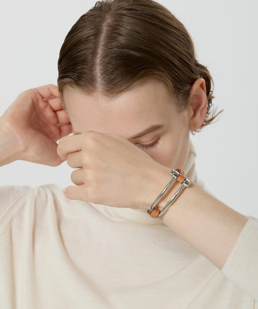 新品未使用 Buckle x Leather ブレスレット アマン CXC CXC | Buckle x Leather ブレスレット - アマンオンラインストア