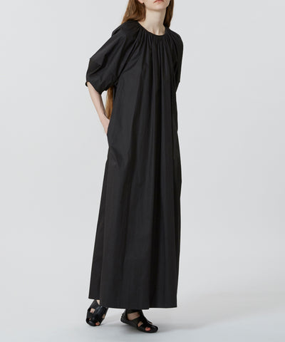 COTTON TWILL BACK HOLE ワンピース