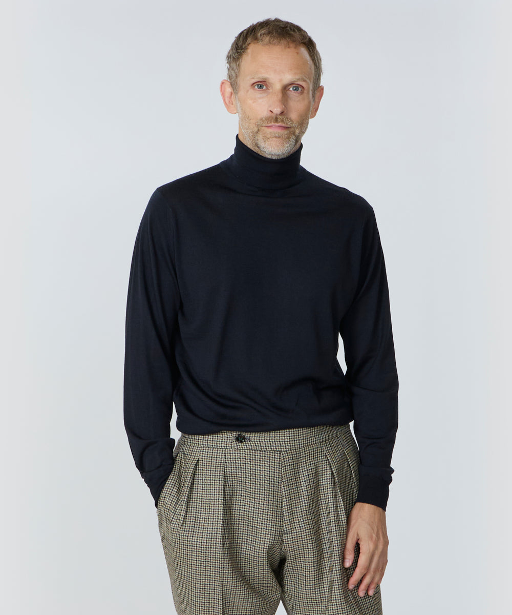 LEVINEタートルネックロングスリーブ