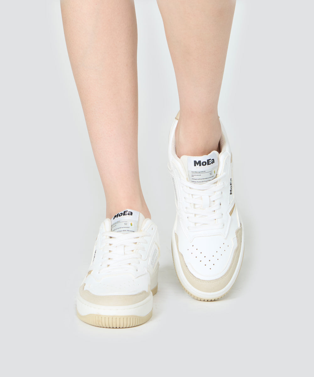 CORN GN1 スニーカー WHITE & BEIGE SUEDE