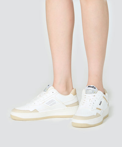 CORN GN1 スニーカー WHITE & BEIGE SUEDE