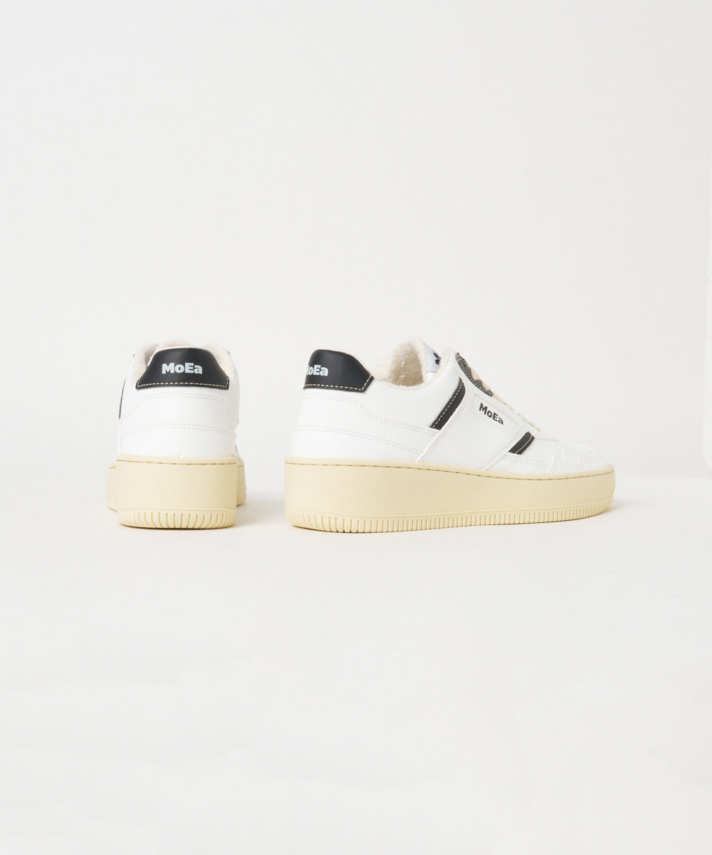 CORN GN1 スニーカー RETRO WHITE & BLACK