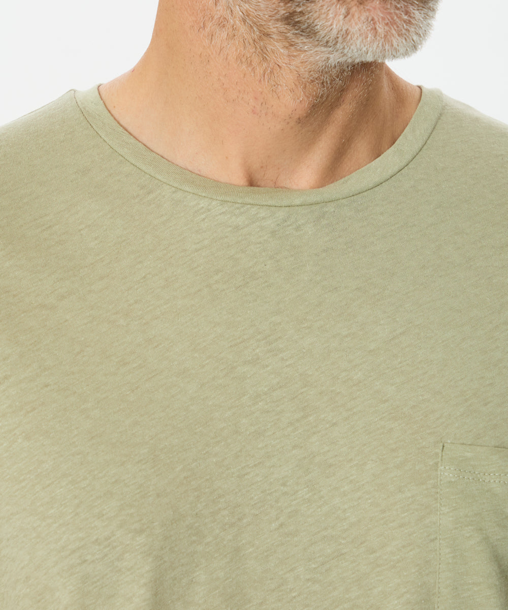 CREW NECK T-SHIRT w/ POCKET