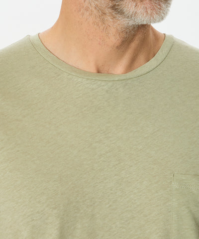 CREW NECK T-SHIRT w/ POCKET