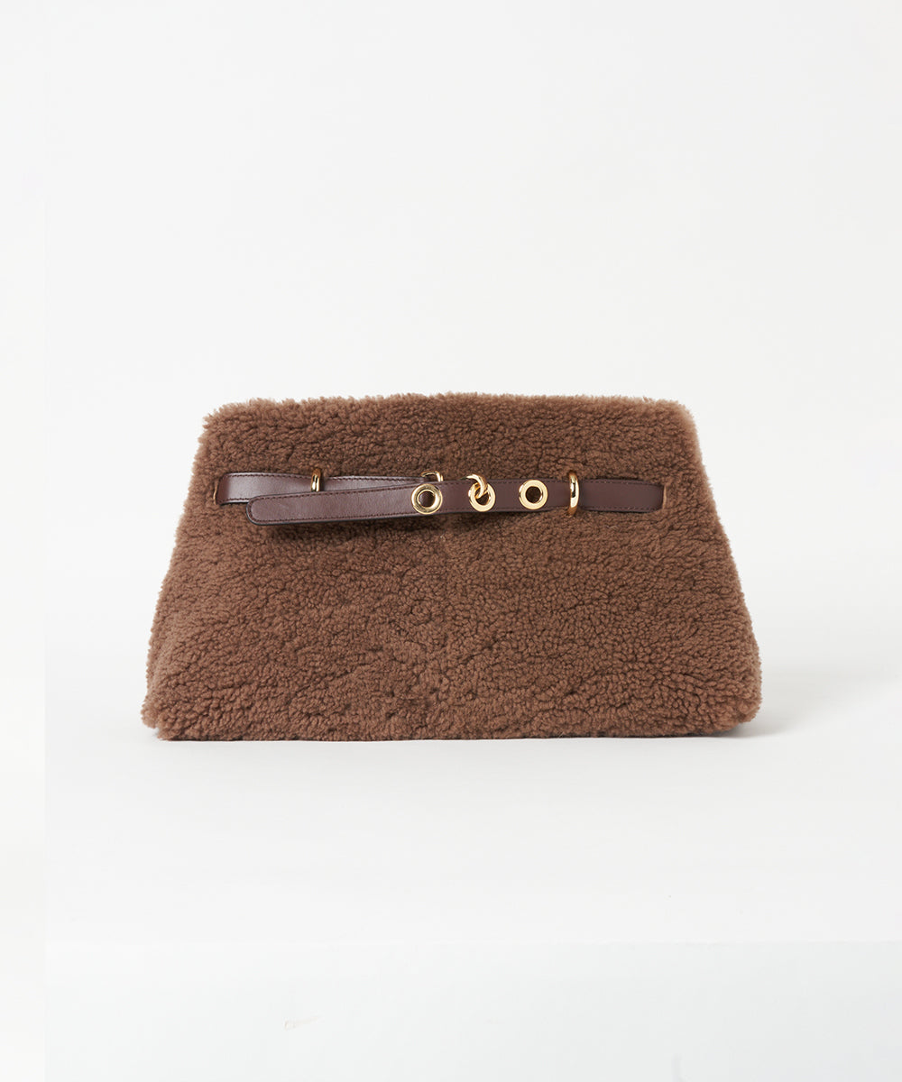 NUVOLA ムートンクラッチバッグ