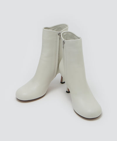 【OUTLET対象】VOLTA ショートブーツ 8.0cm WHITE