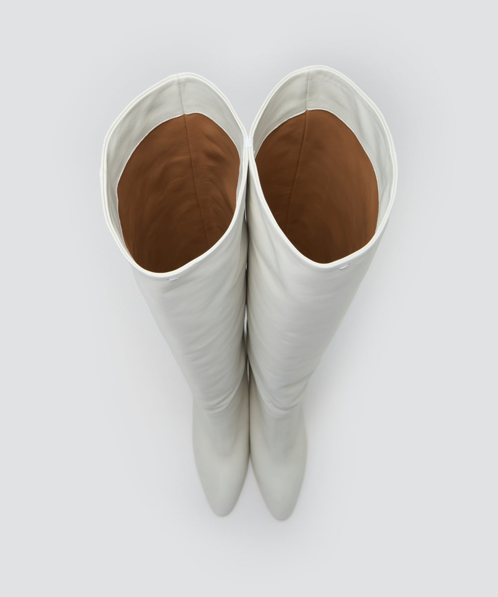 PELLICO ペリーコ　NEBI ネビ DOTSHEER BOOTS ホワイト PELLICO ペリーコ NEBI ネビ DOTSHEER BOOTS 新品