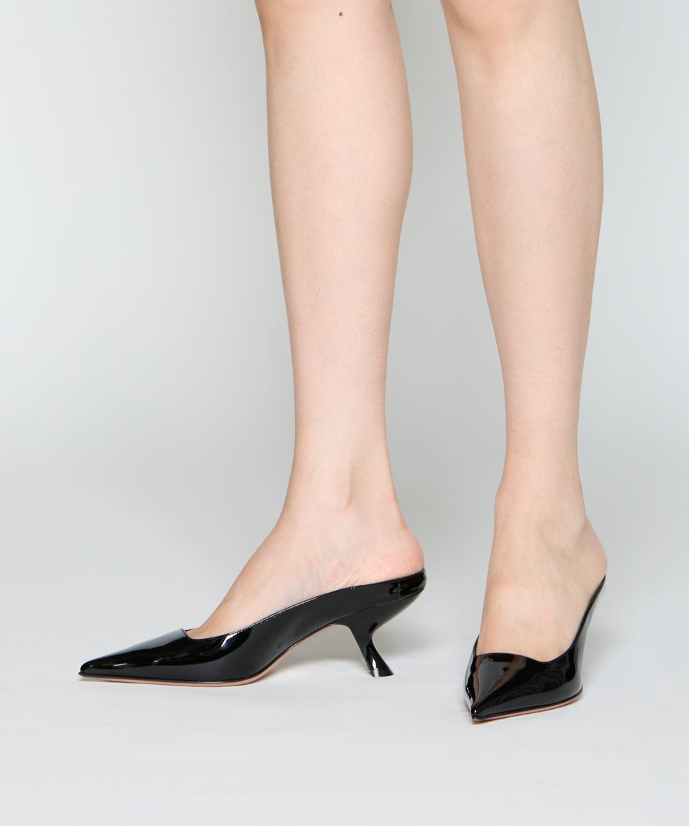 PELLICO | エナメルミュール 6.5cm BLACK - アマンオンライン