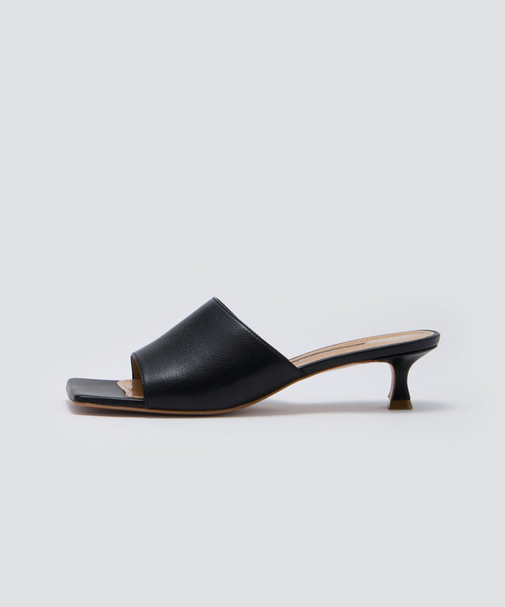 PELLICO | サンダル 3.5cm BLACK - アマンオンラインストア
