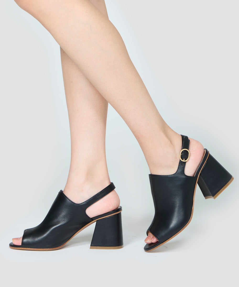 美品　PELLE PELLICO 黒 サンダル 37 PELLICO | ガンチェット サンダル 1.0cm BLACK - アマン
