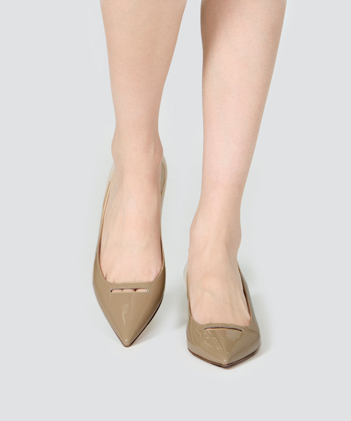 PELLICO ANIMA アネッリ エナメル パンプス 1cm ベージュ 39 PELLICO | アネッリ エナメル パンプス 1.0cm BEIGE - アマン