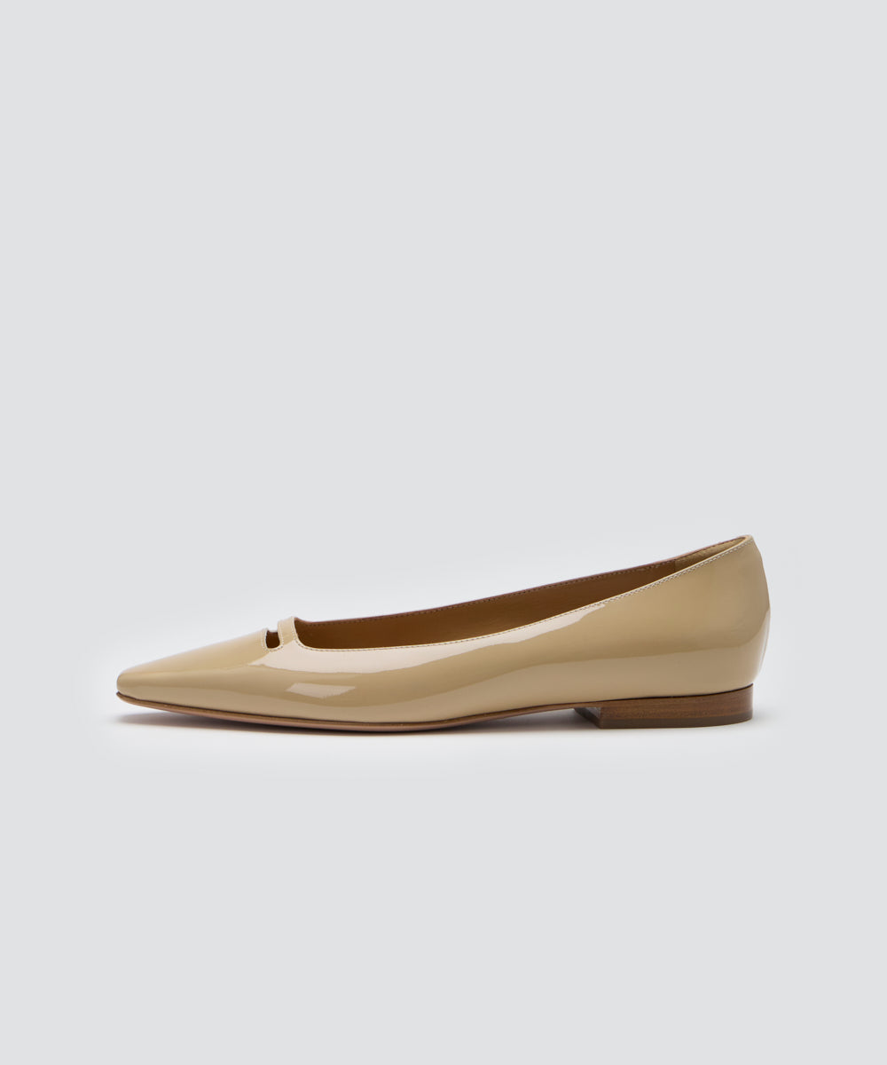 VENERE アネッリソレッラ エナメル パンプス 1.0cm BEIGE
