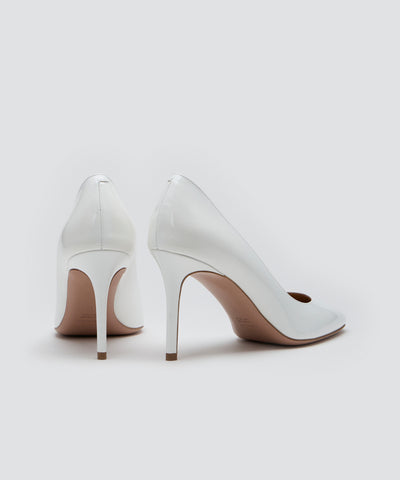 NICLA エナメル パンプス 8.5cm WHITE