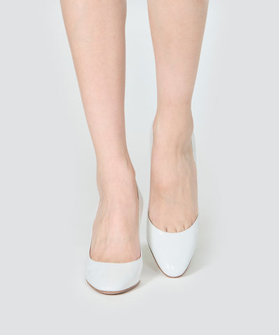 NICLA エナメル パンプス 8.5cm WHITE