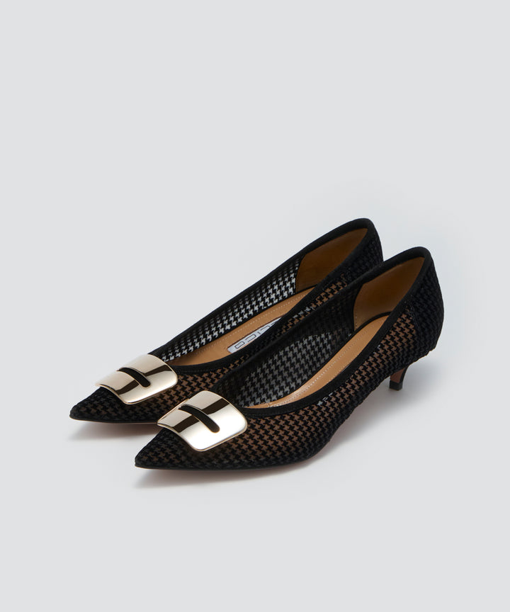 美品PELLICO ペリーコ アネッリバックルパンプス レザー23.5cm 黒 PELLICO ペリーコ アネッリバックルパンプス 23 5 ブラック ヒール