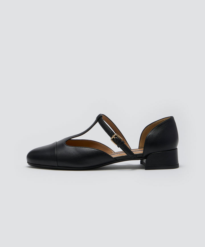 ペリーコ　ストラップパンプス New Elegant Shoes | PELLICO｜ペリーコ