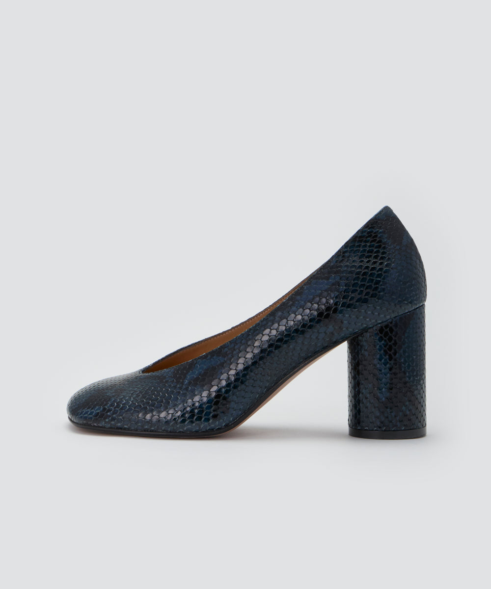 VOLA パンプス 8.0cm PYTHON BLUE