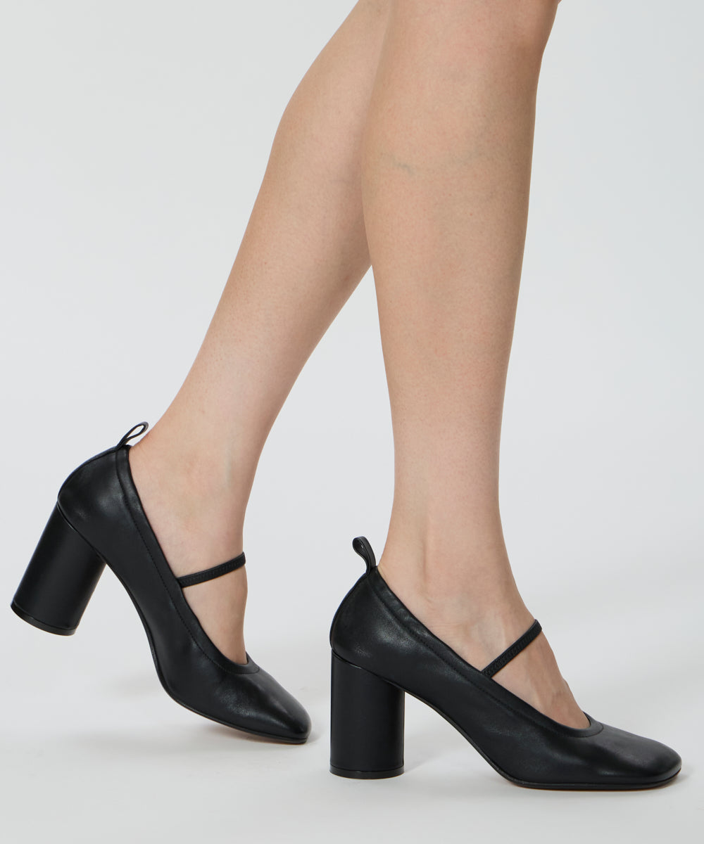 ＊Mnuela Pollini オペラパンプ　ゴード革　クロ　40.5　USED＊ 二つ折り財布・拘りの革小物 MLS（Mens Leather Store）