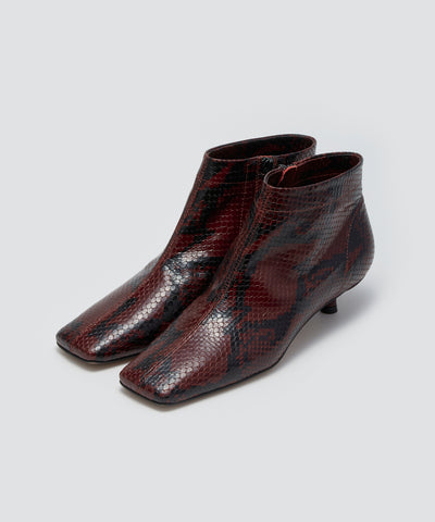 NORA ショートブーツ 3.0cm PYTHON WINE