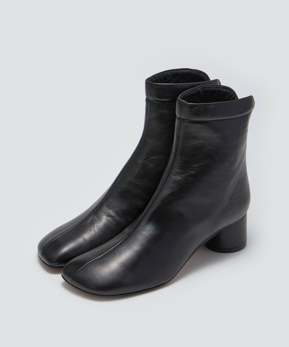 VOLA ショートブーツ 4.5cm BLACK