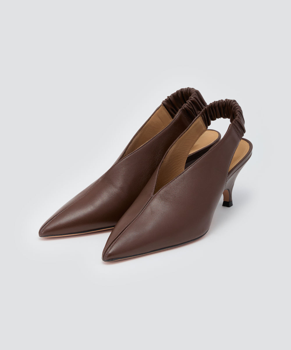PELLICO | バックスリング パンプス 6.5cm BROWN - アマンオンライン