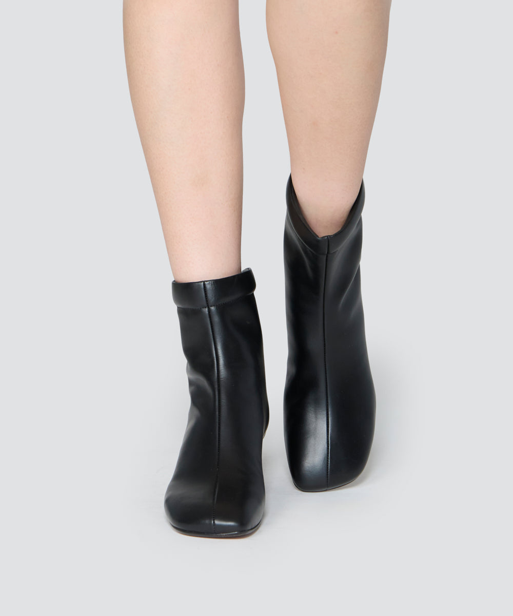 PELLICO | ショートブーツ 4.5cm BLACK - アマンオンラインストア