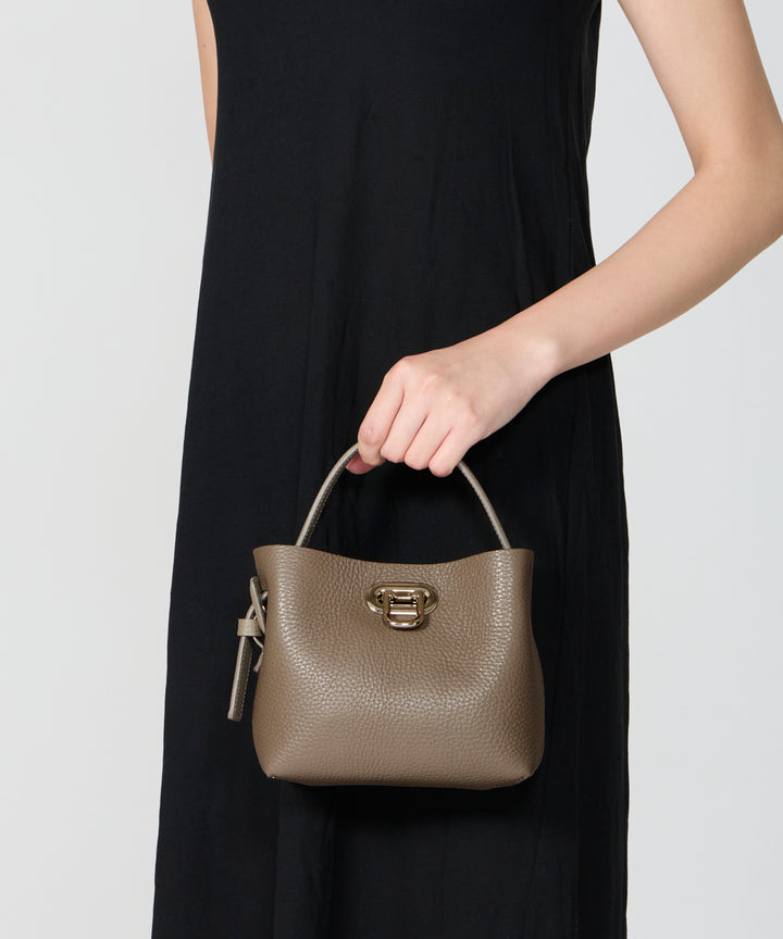 ペリーコ　アネッリ　バック PELLICO BAG バッグ SKY BLUE ハンドバッグ AMAN ONLINE STORE