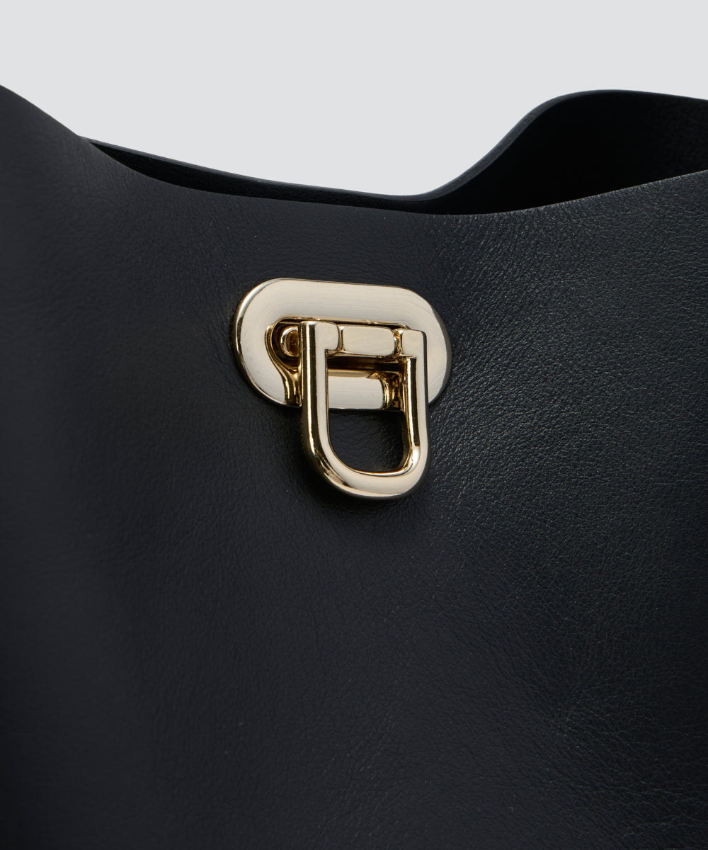 ANELLI TURNLOCK GRANDE バッグ BLACK