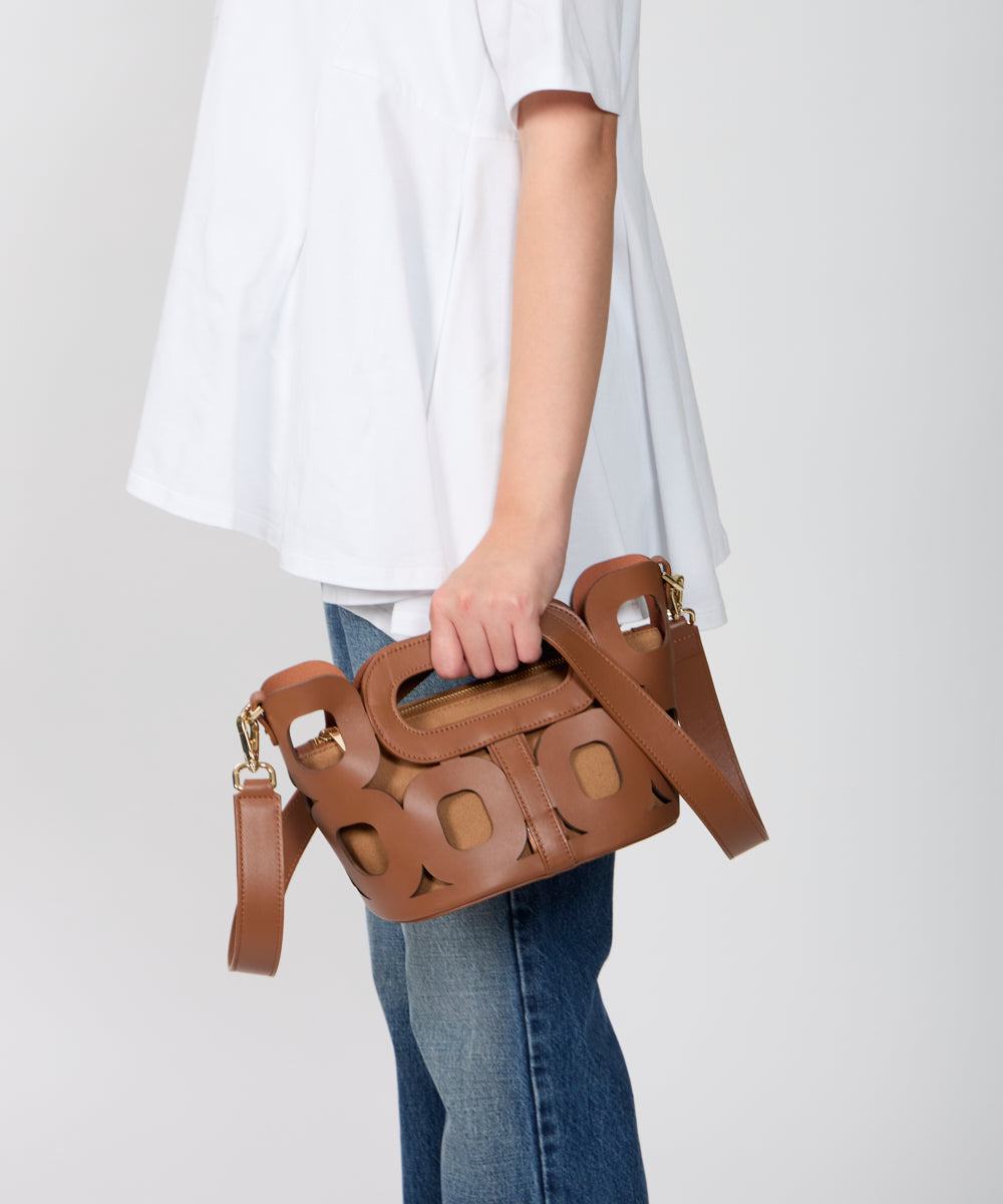 PELLICO BAG | ANELLI HANDLES MINI バッグ CAMEL - アマンオンライン