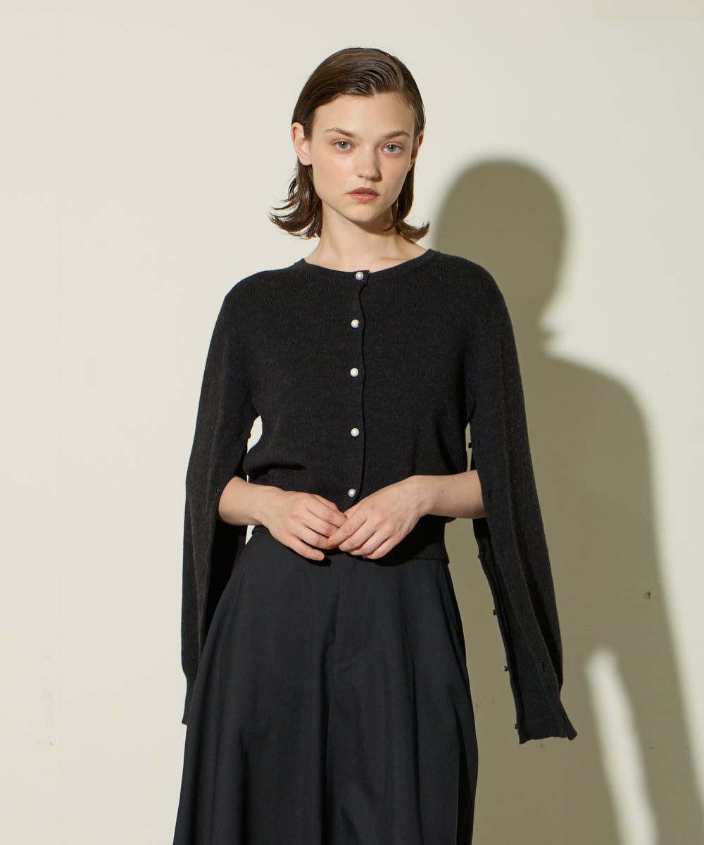 WASHABLE KNIT CARDIGAN WITH PEARL BOTTONS ニットカーディガン
