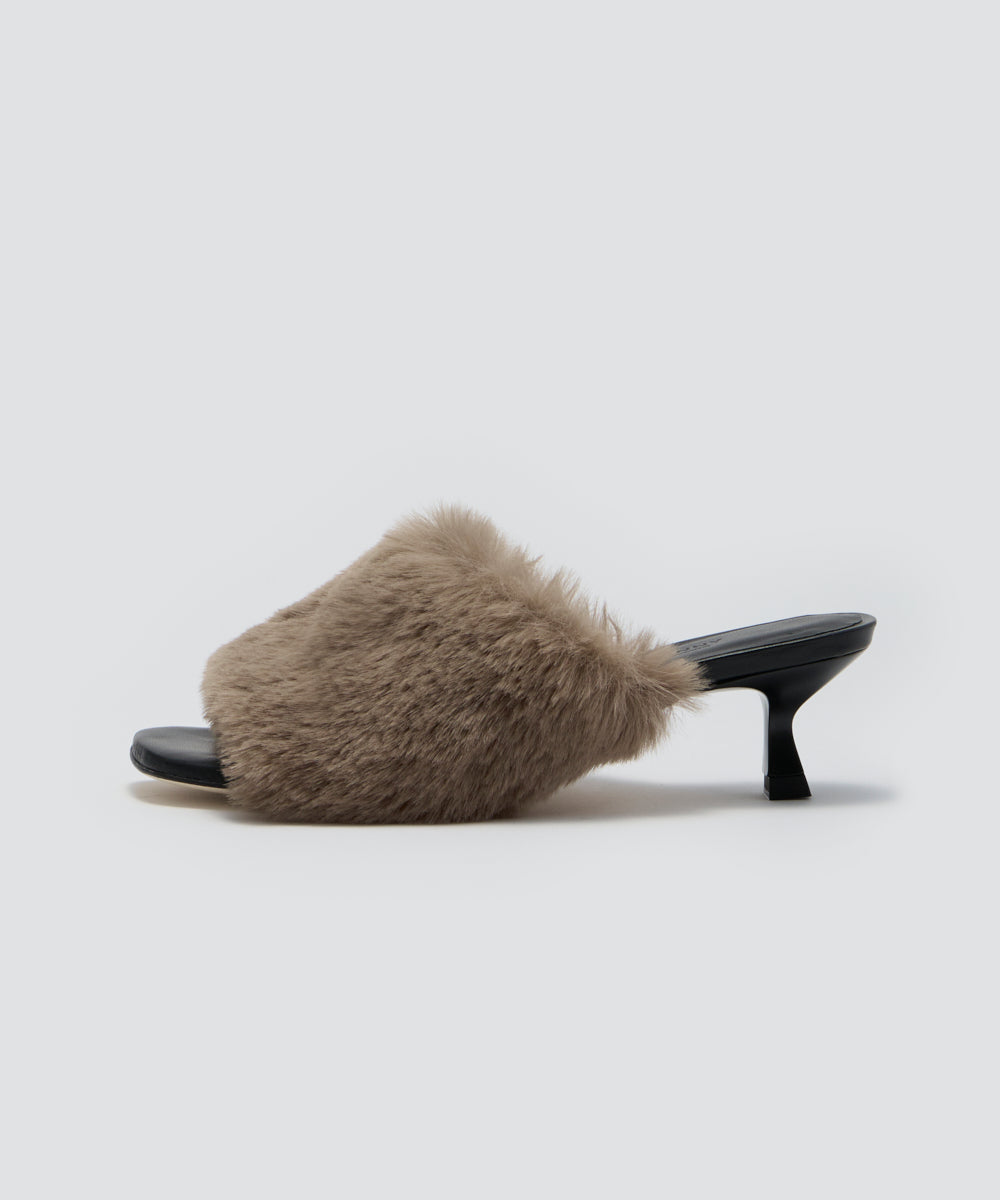 TOSSA ファー サンダル 5.0cm GREIGE