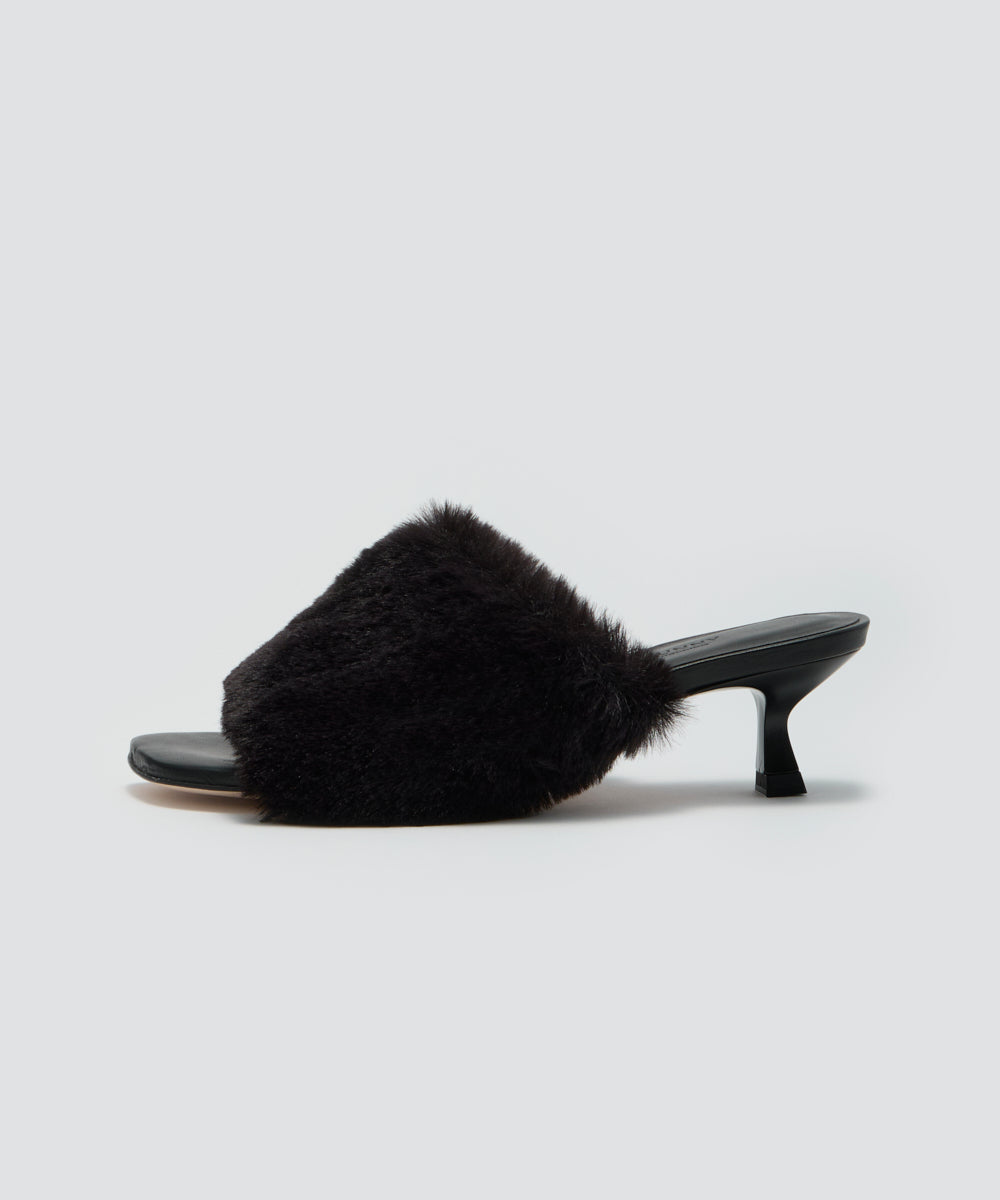 TOSSA ファー サンダル 5.0cm BLACK