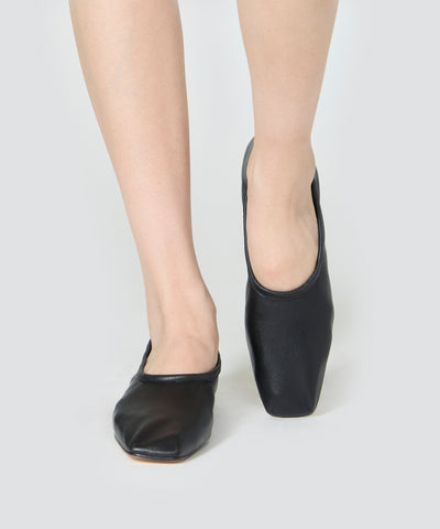 ESPIGA スムースレザー フラットシューズ 1.0cm BLACK