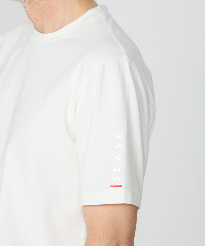 送料込み 購入困難 SEASE（シーズ） Ｔシャツ 送料込み！！購入困難！！SEASE（シーズ） Tシャツ 送料込み