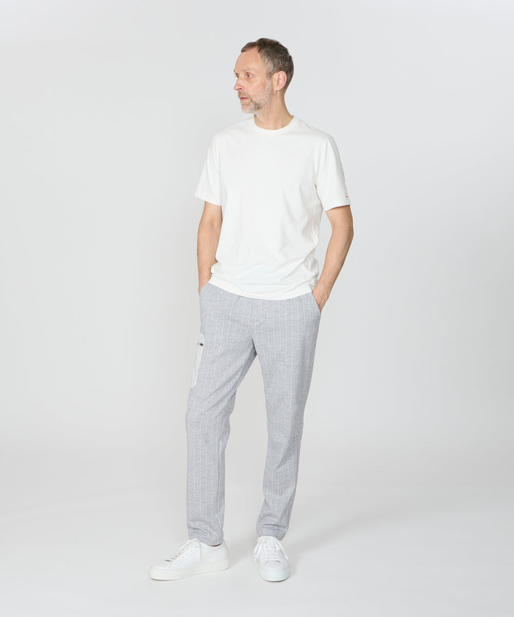送料込み 購入困難 SEASE（シーズ） Ｔシャツ 送料込み！！購入困難！！SEASE（シーズ） Tシャツ 送料込み