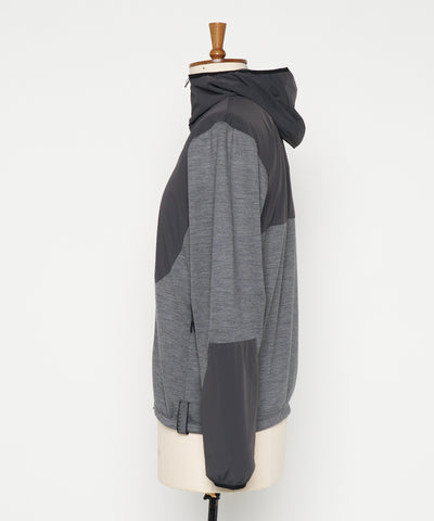 ZIPPED HOODIE HYBRID
