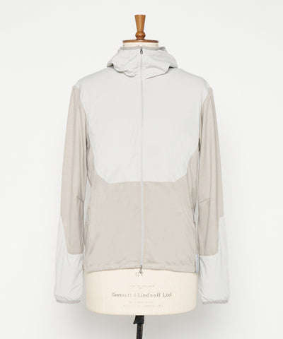 ZIPPED HOODIE HYBRID