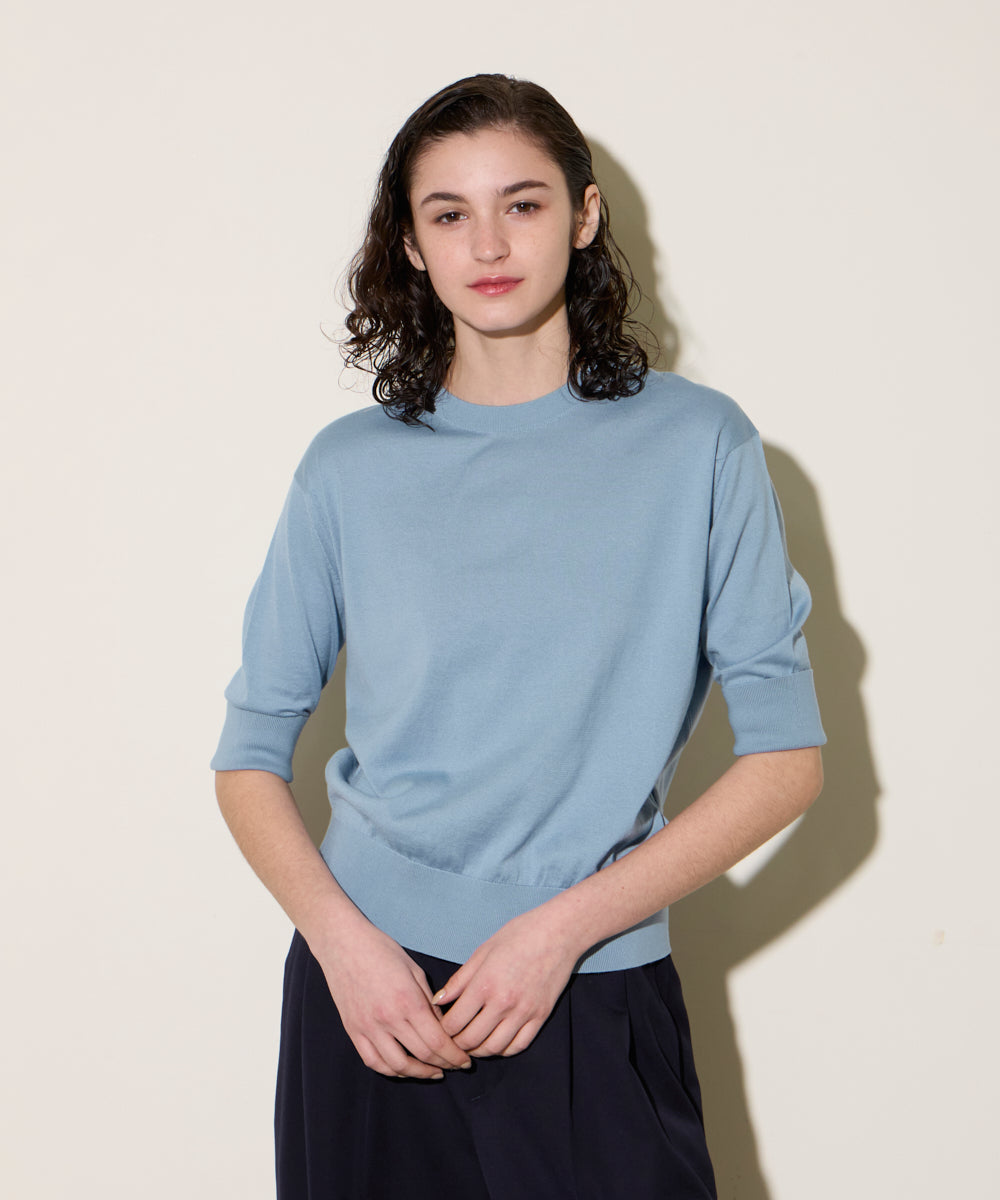 S4749 ターンバッククルーネックセーター