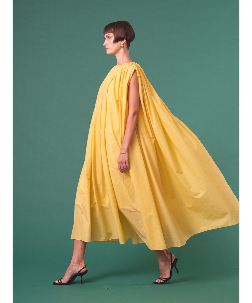 タフタ ギャザードレス