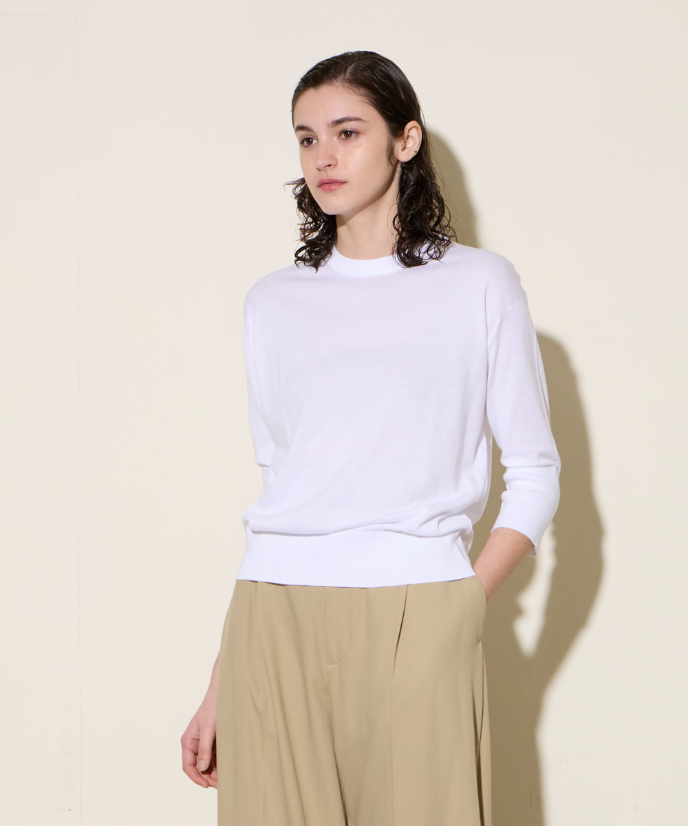 S4749 ターンバッククルーネックセーター